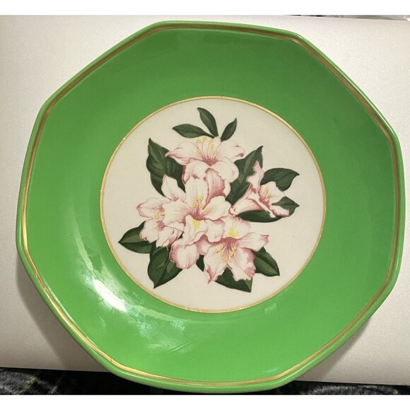 GREENBRIER Hotel Resort 8" Octagon Plate Green Pink RHODODENDRON Dorothy Drapes - Picture 1 of 16
